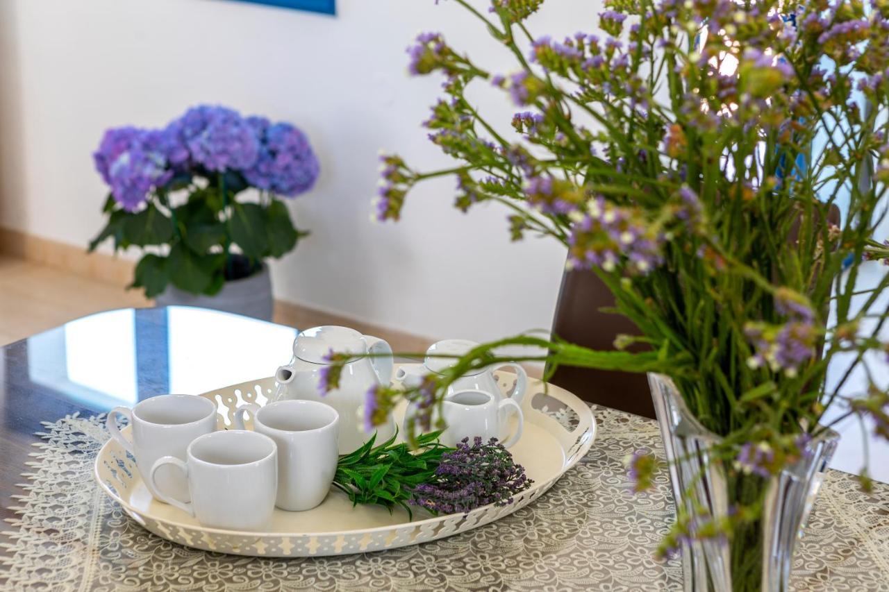 Diana Seaside Villas โพมอส ภายนอก รูปภาพ