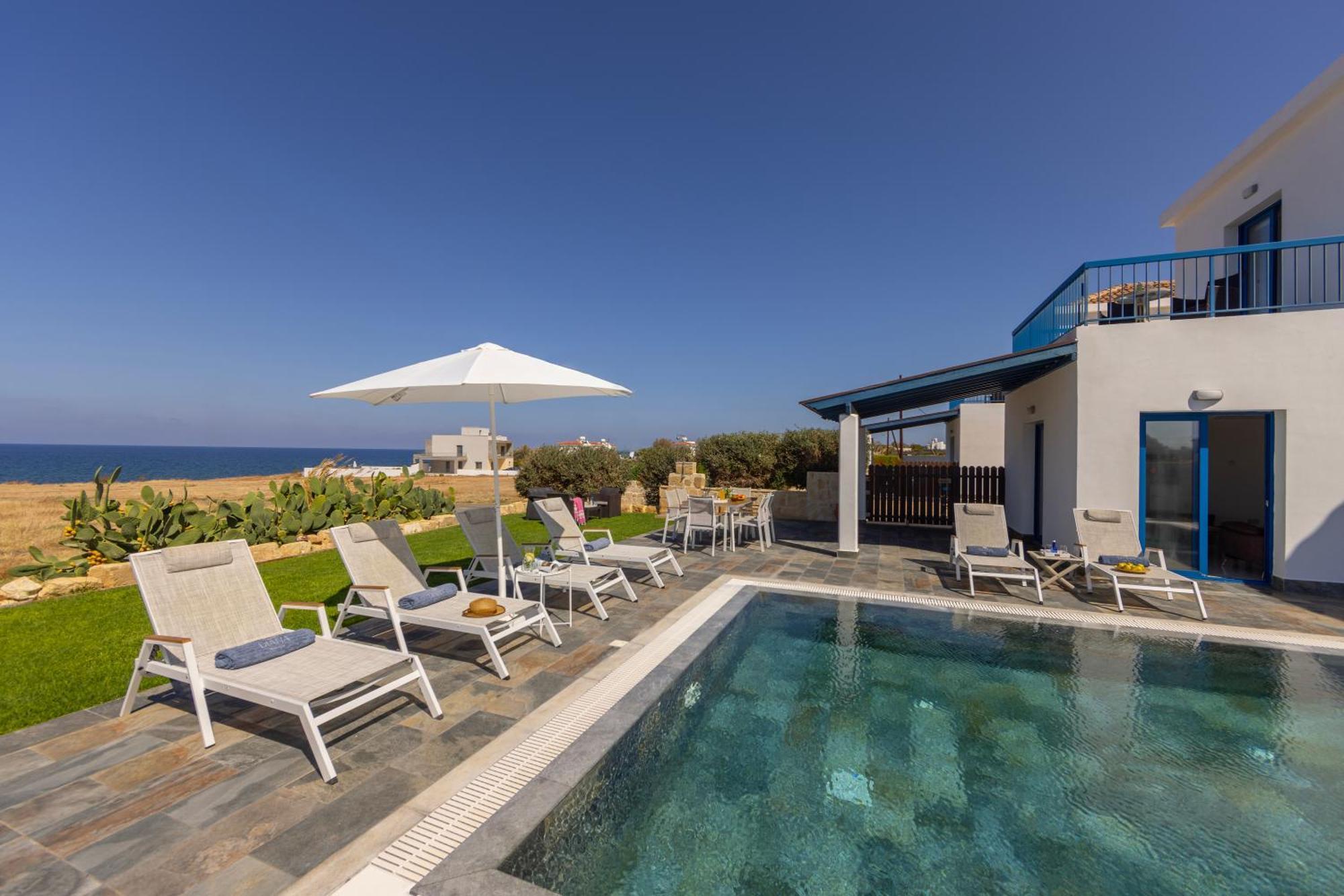 Diana Seaside Villas โพมอส ภายนอก รูปภาพ