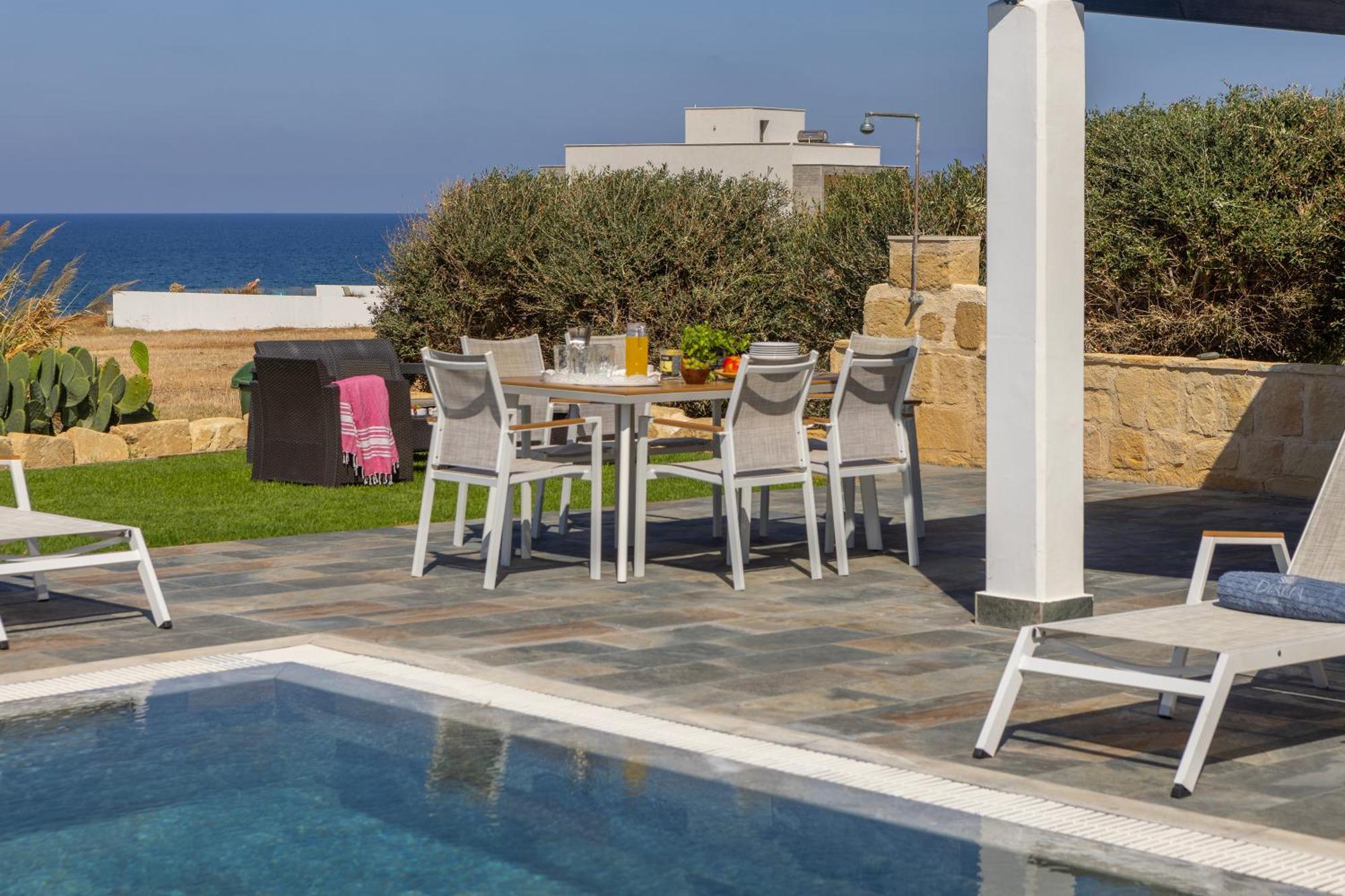 Diana Seaside Villas โพมอส ภายนอก รูปภาพ