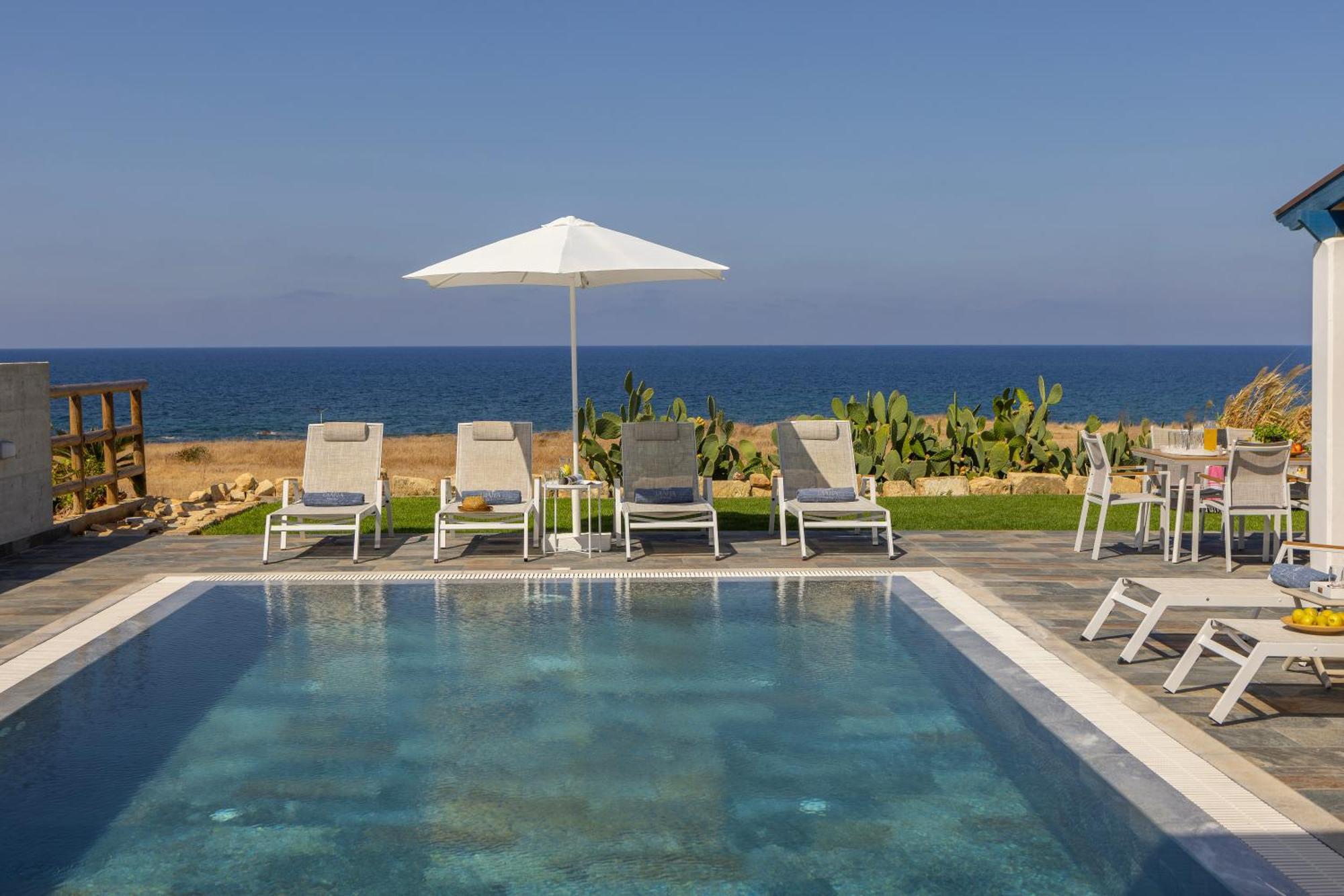 Diana Seaside Villas โพมอส ภายนอก รูปภาพ