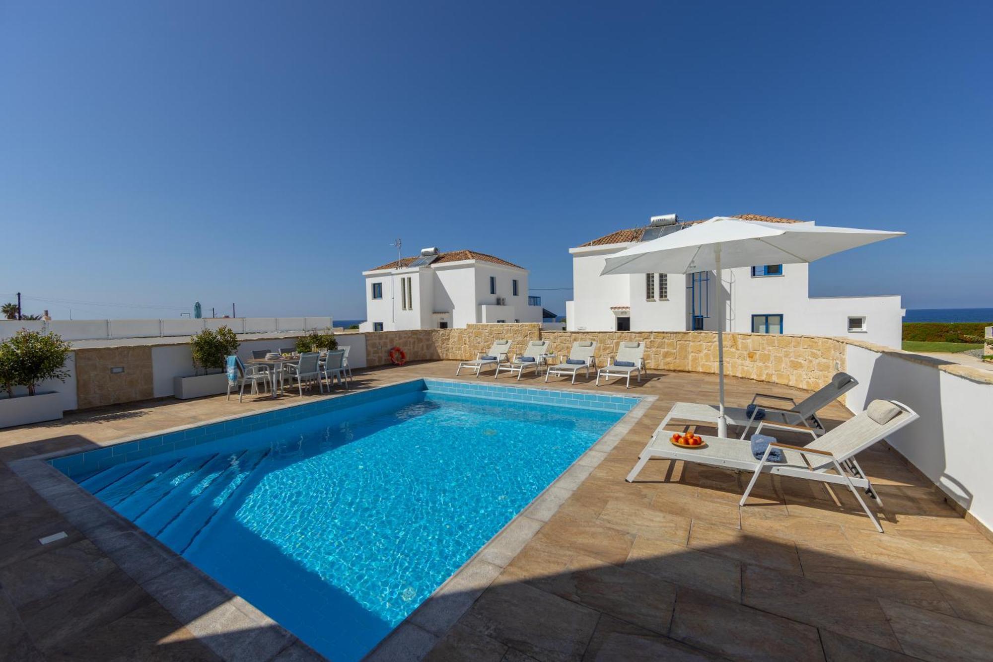 Diana Seaside Villas โพมอส ภายนอก รูปภาพ