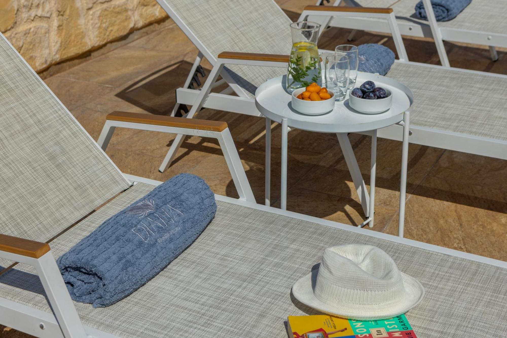 Diana Seaside Villas โพมอส ภายนอก รูปภาพ