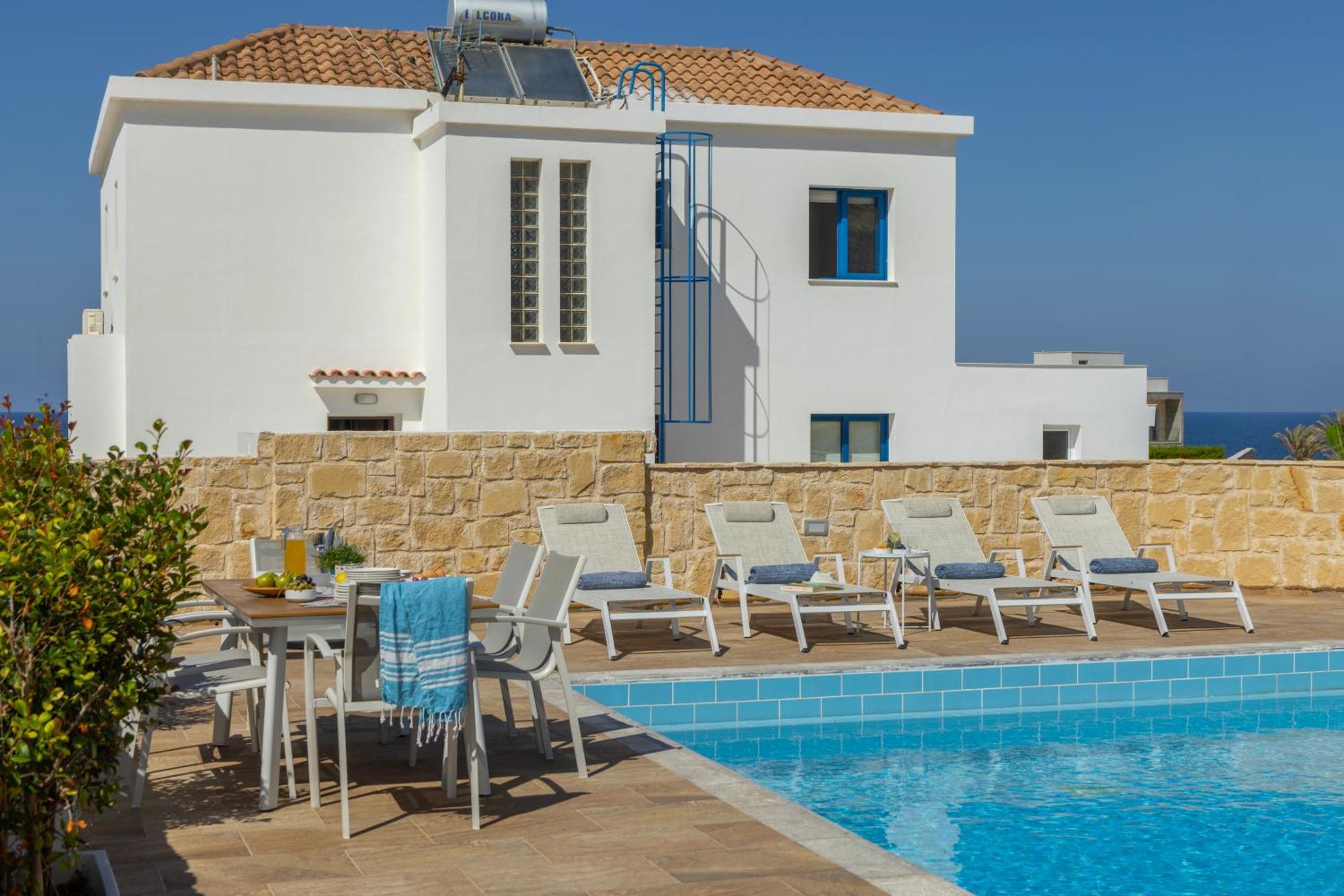 Diana Seaside Villas โพมอส ภายนอก รูปภาพ