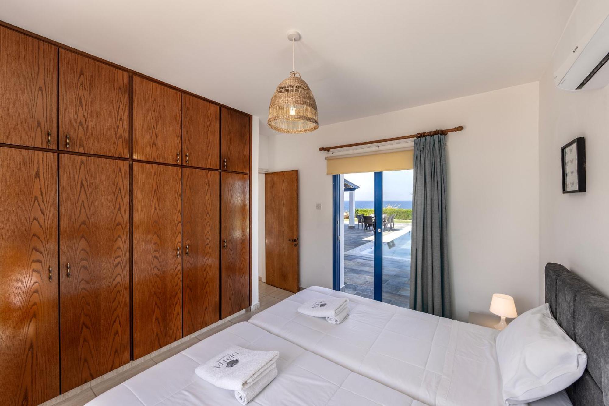 Diana Seaside Villas โพมอส ภายนอก รูปภาพ