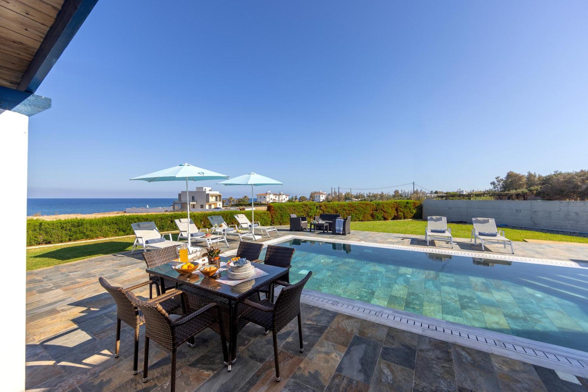 Diana Seaside Villas โพมอส ภายนอก รูปภาพ