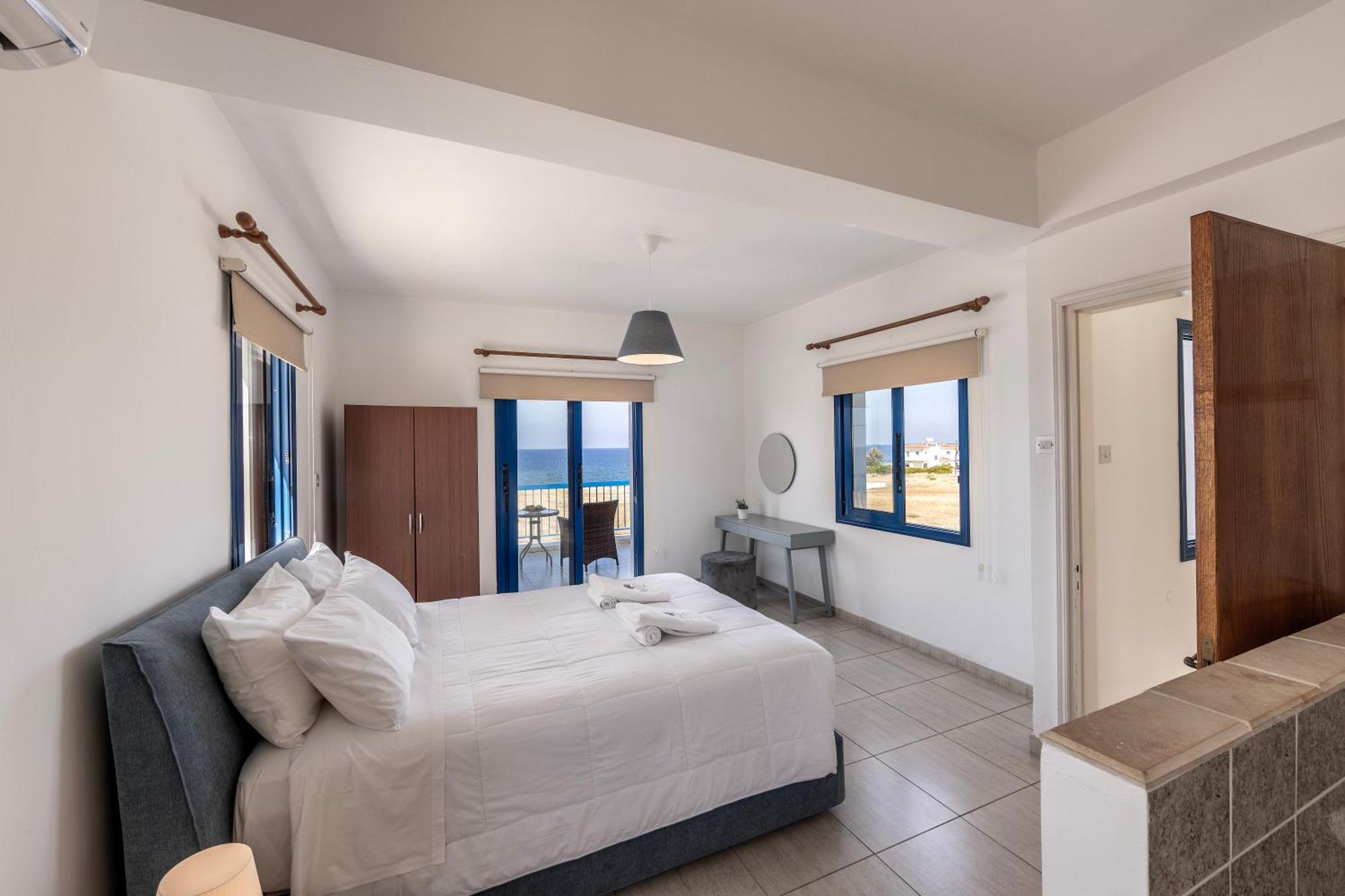 Diana Seaside Villas โพมอส ภายนอก รูปภาพ