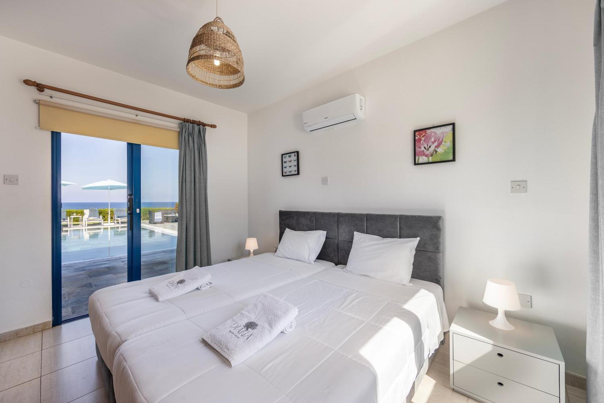 Diana Seaside Villas โพมอส ภายนอก รูปภาพ
